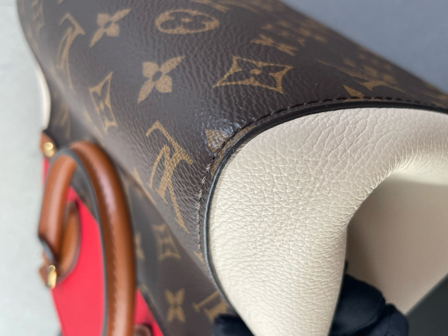 Louis Vuitton - Fold Tote - Monogram coated canvas and grained leather - Multicolour (Red, White, Brown) - (small)