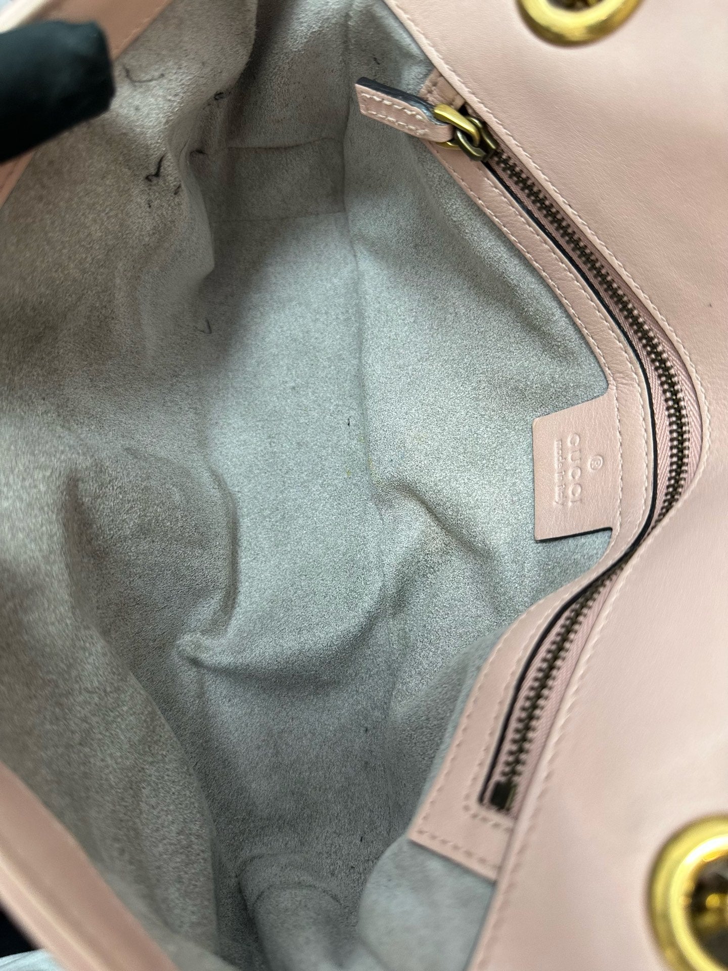 Gucci - GG Marmont Matelassé Small Shoulder Bag - Leather - Beige - (small)