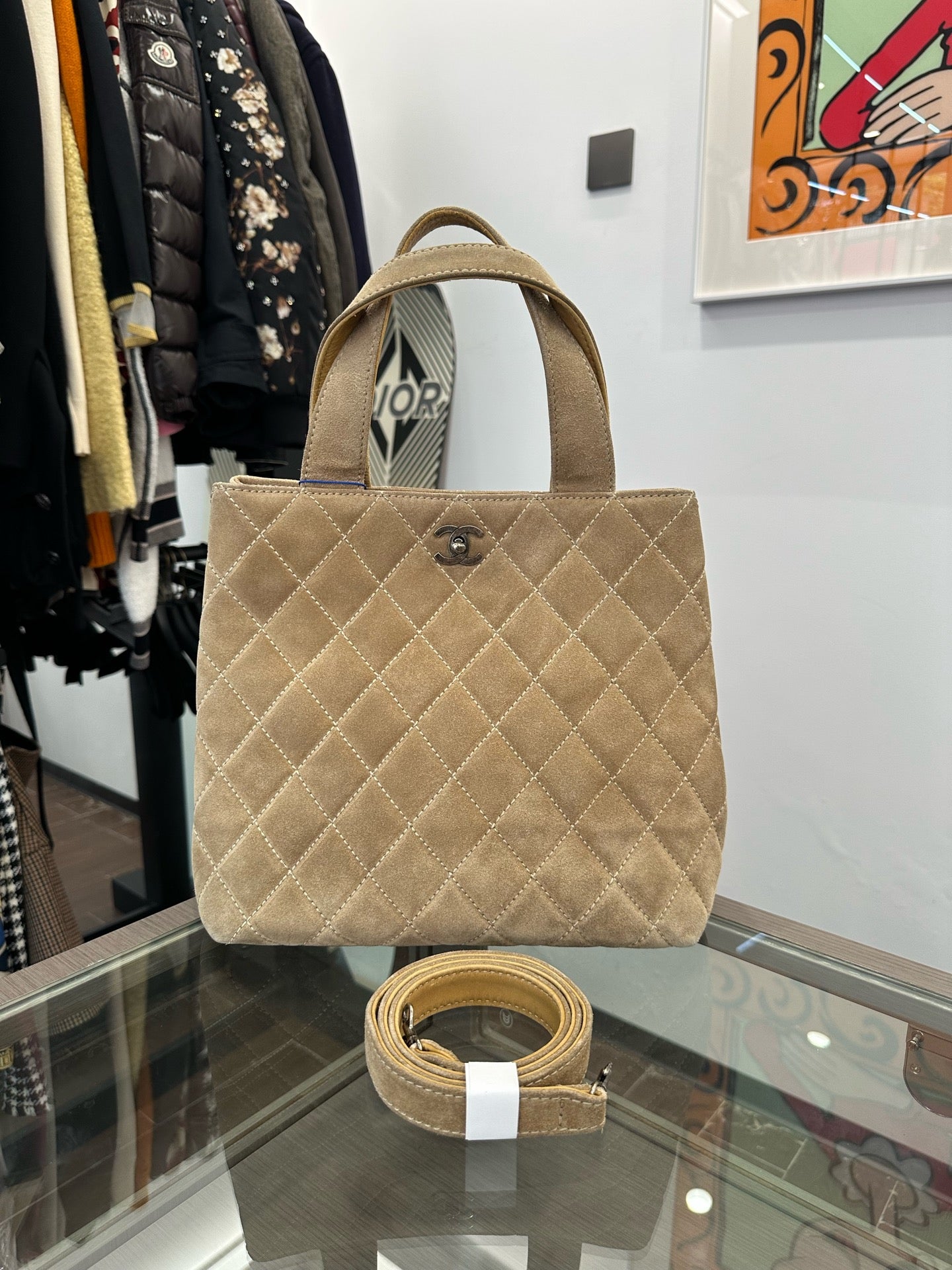Chanel - Vivian Shoulder Bag - Suede - Brown - (Medium)