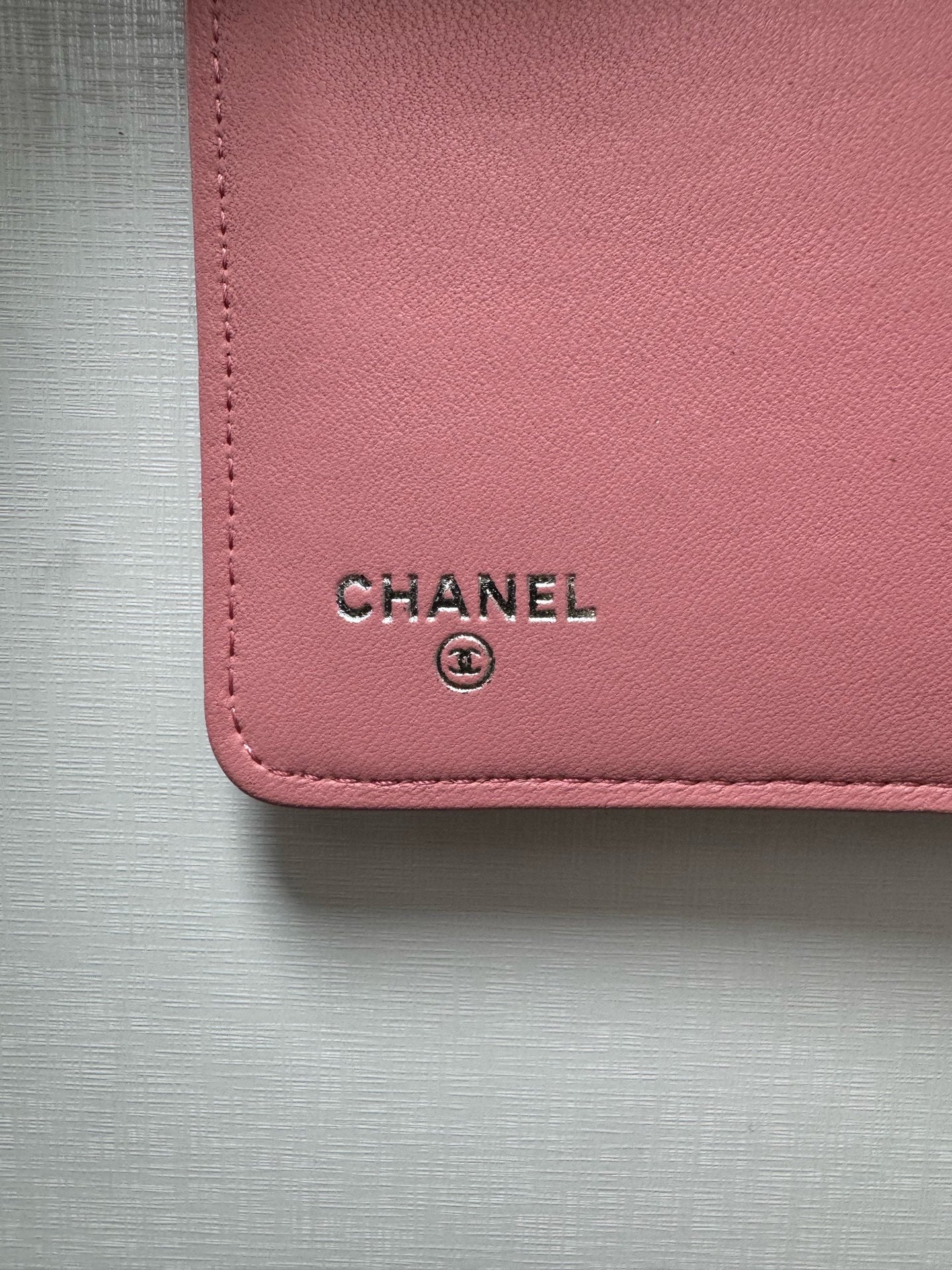 Chanel - Camellia Tri-Fold Wallet - Leather - Pink - (Small)