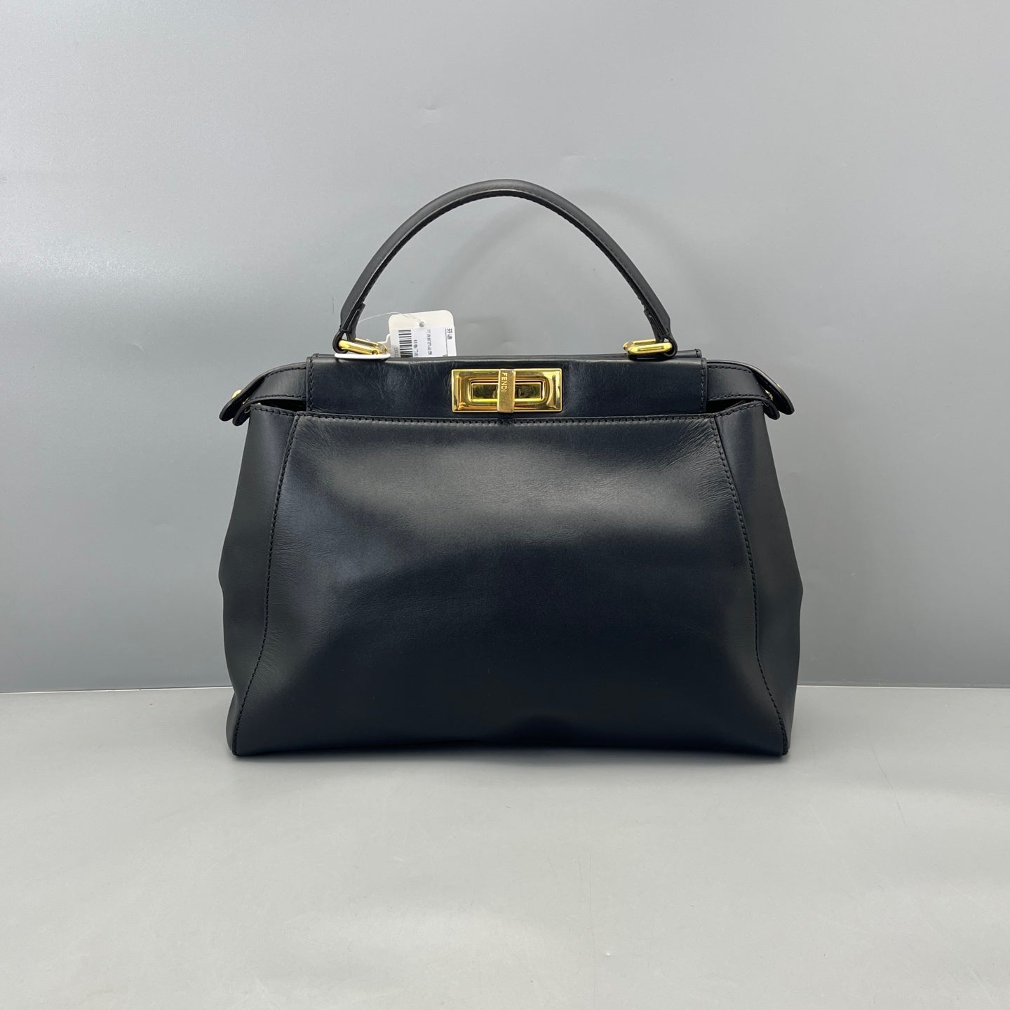Fendi - Peekaboo - Leather - Black - (Medium)