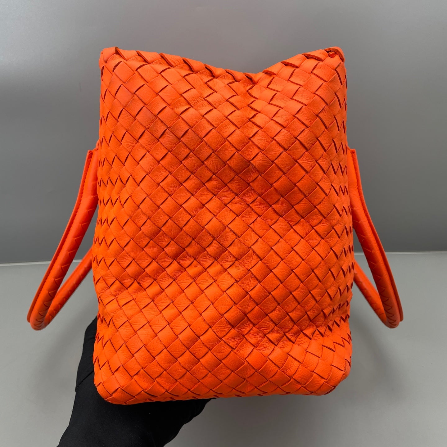Bottega Veneta - Intrecciato Woven Tote Bag - Intrecciato woven leather - Orange - (medium)