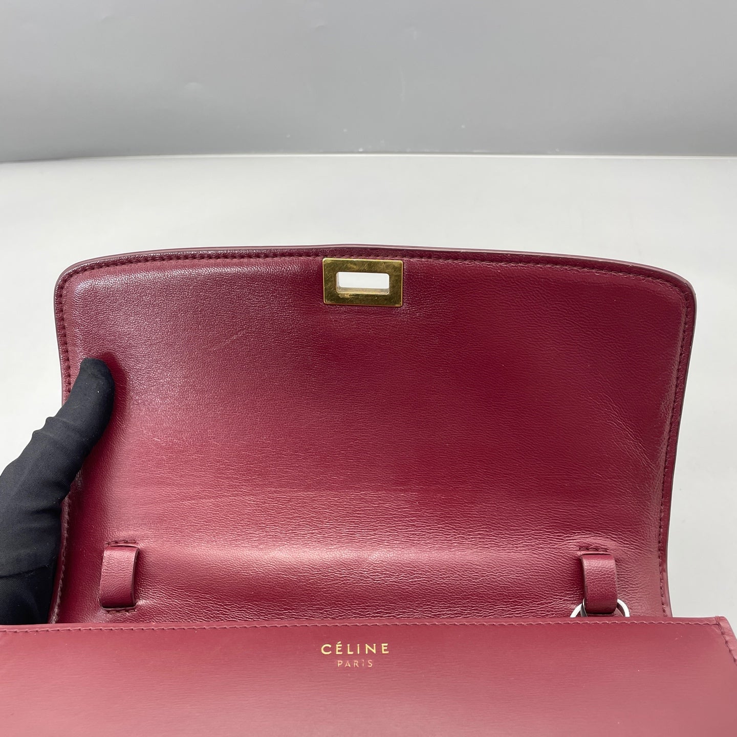 Celine - Box Bag Medium - Smooth Calfskin Leather - Burgundy - (medium)