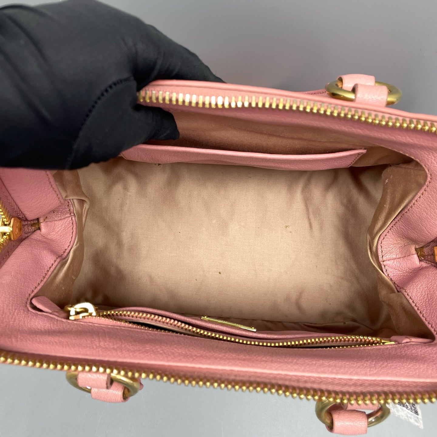 Miu Miu - Vitello Lux Satchel - Grained leather - Pink - (medium)