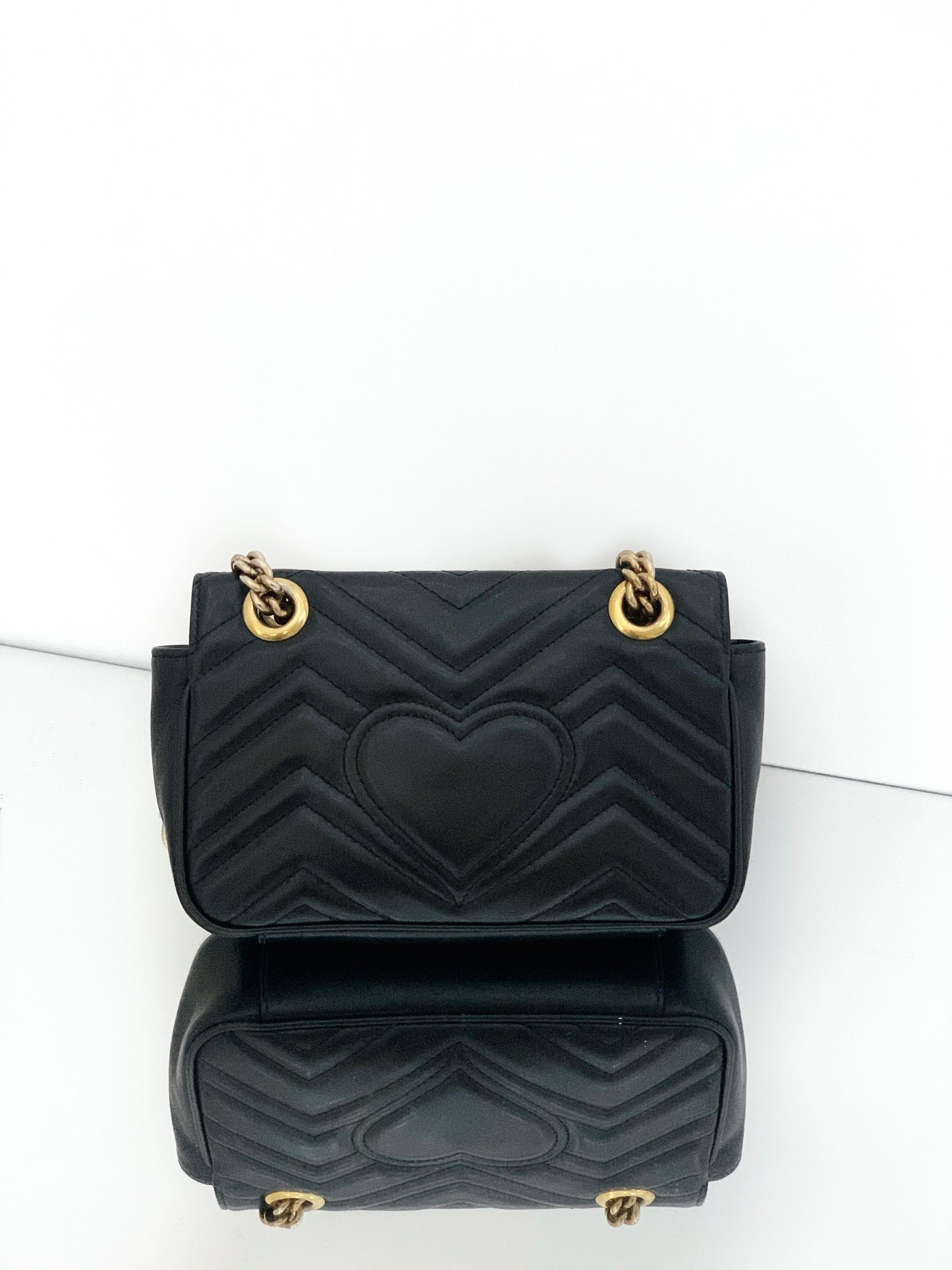 Gucci - GG Marmont Matelassé Shoulder Bag - Leather - Black - (Small)