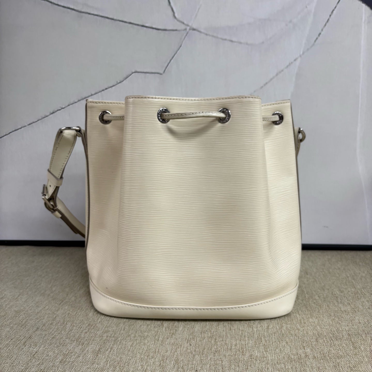 Louis Vuitton - Neonoe - Epi leather - Beige - (Medium)