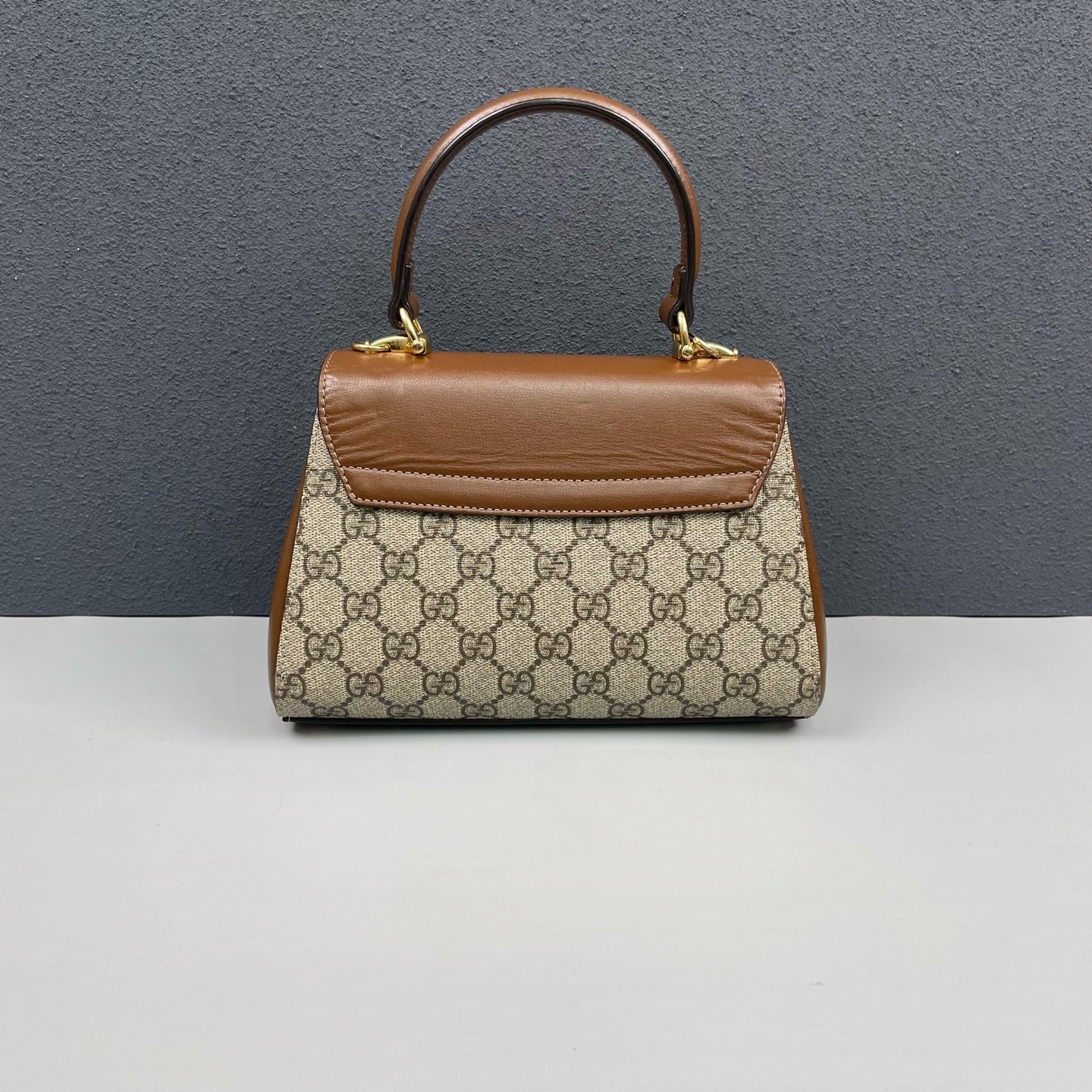 Gucci - Horsebit 1955 Messenger Bag - GG Supreme coated canvas with brown leather trim - Brown - (small)