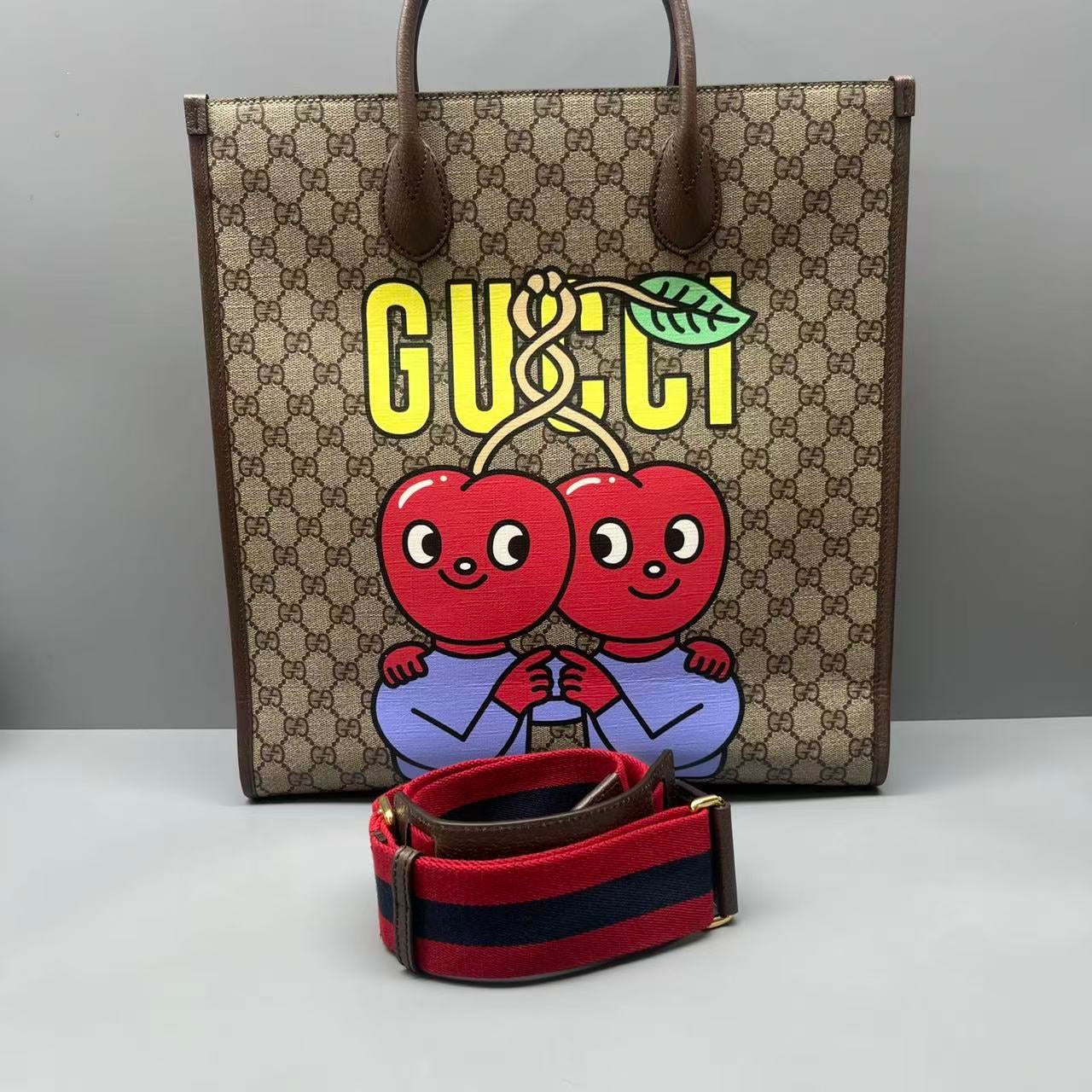 Gucci - Monogram Comic Graffiti Tote Bag - Coated canvas with leather trim - Beige, Brown, Multicolour - (large)