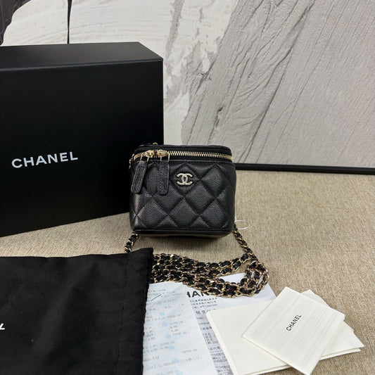 Chanel - Mini Vanity Case - Caviar leather - Black - (mini)
