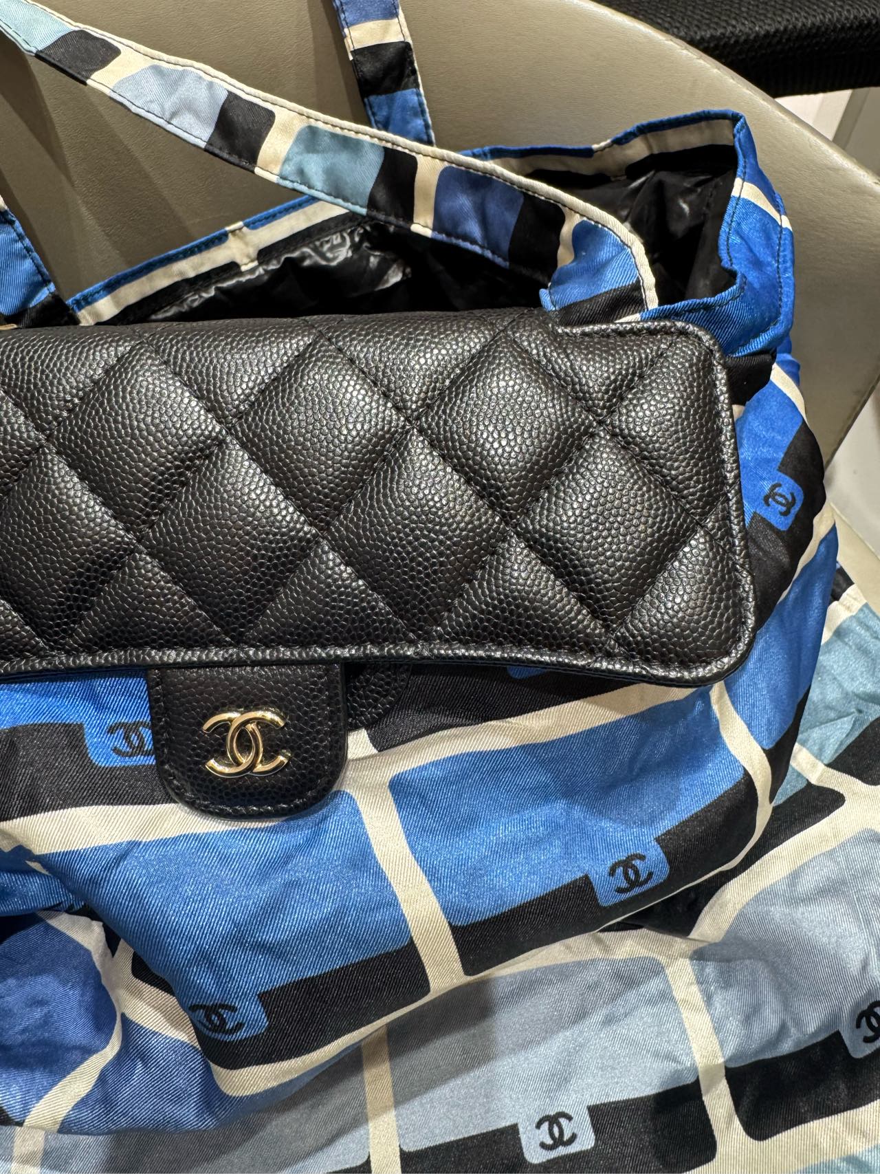 Chanel - 2-in-1 Folding Canvas Tote with Detachable Mini Flap Bag - Canvas and Grained Leather - Blue, White, and Black - (Large)