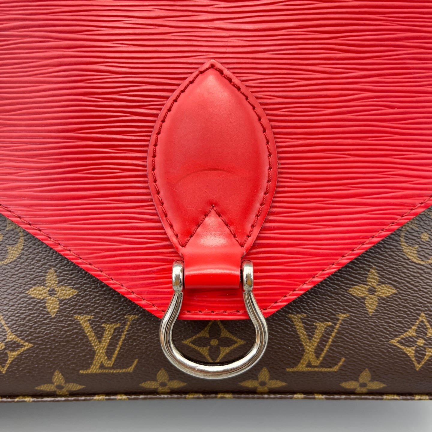 Louis Vuitton - Pallas Ring Envelope Bag - Monogram coated canvas and Epi leather - Brown and Red - (small)