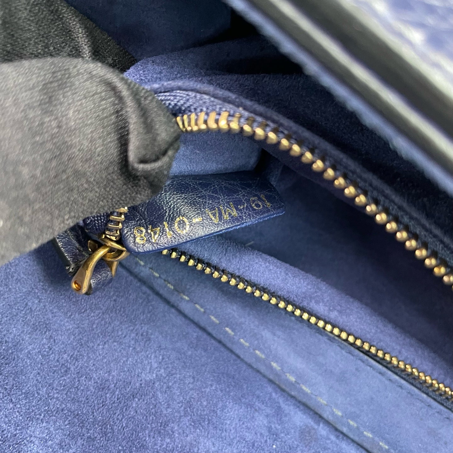 Dior - J'ADIOR - Grained leather exterior with suede interior lining - Navy with Gold-Tone Hardware - (Small)
