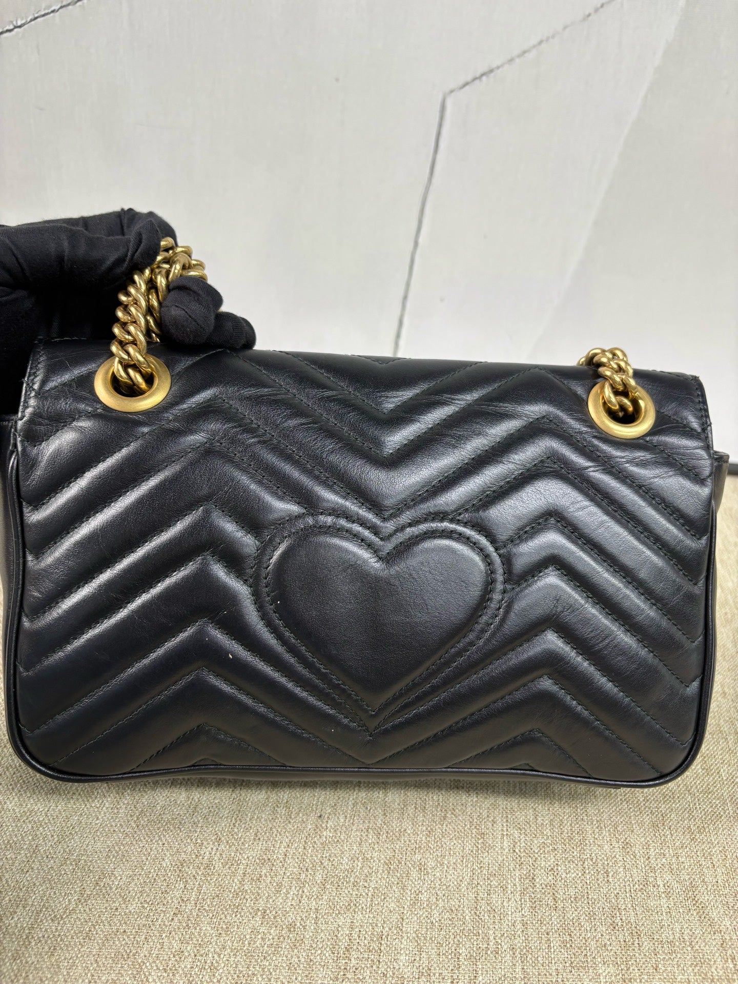 Gucci - Marmont Matelassé Shoulder Bag - Leather - Black - (small)