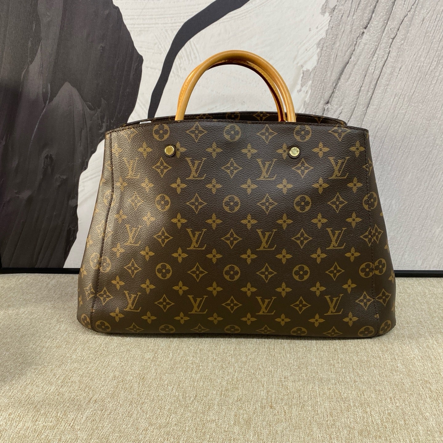 Louis Vuitton - Montaigne GM - Monogram coated canvas with Vachetta leather trim and microfiber lining - Brown - (Large)