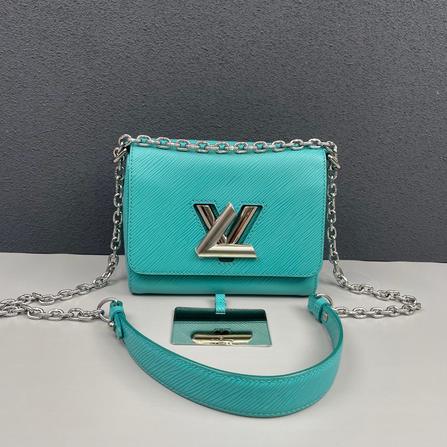 Louis Vuitton - Twist Bag (Small) - Epi leather - Teal with Silver-Tone Hardware - (Small)