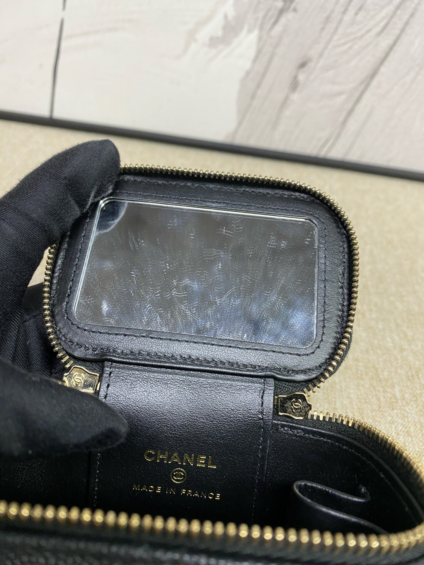 Chanel - Poker Card Series Mini Vanity Case - Grained calfskin leather - Black with Gold-Tone Hardware - (mini)