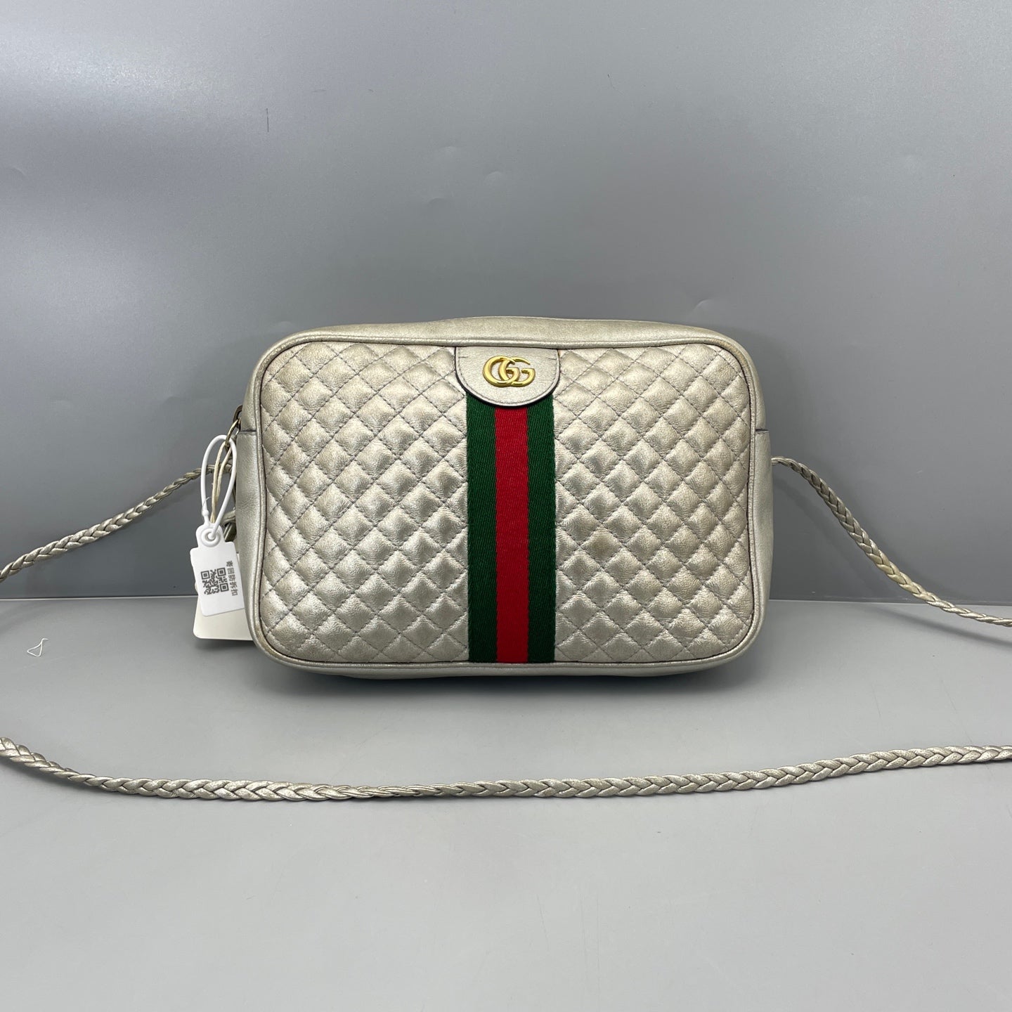Gucci - GG Marmont Diamond Quilted Camera Bag - Metallic Leather - Silver - (Small)