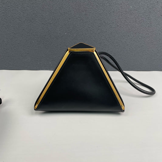 Bottega Veneta - Triangle Clutch - Leather - Black - (mini)