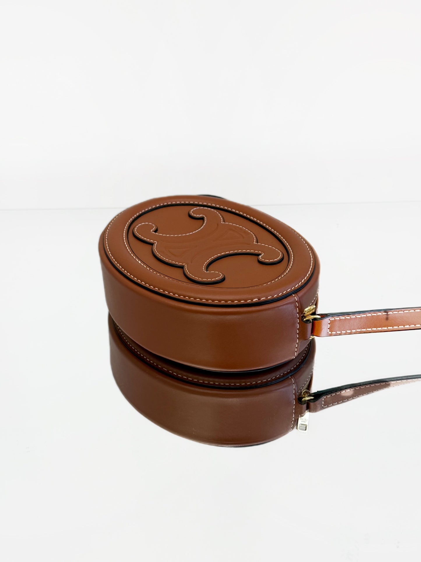 CELINE - Oval Triomphe Crossbody Bag - Leather - Brown - (mini)