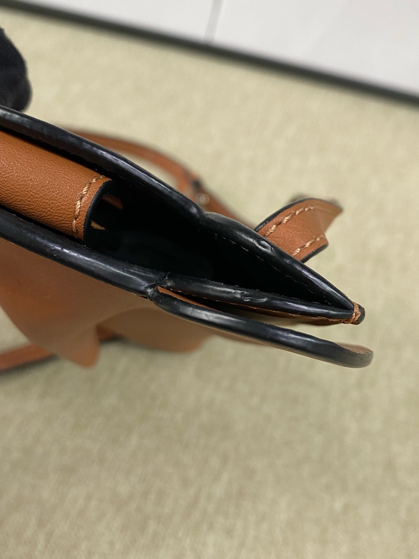 Loewe - Elephant Pocket Bag - Cowhide leather - Brown - (mini)