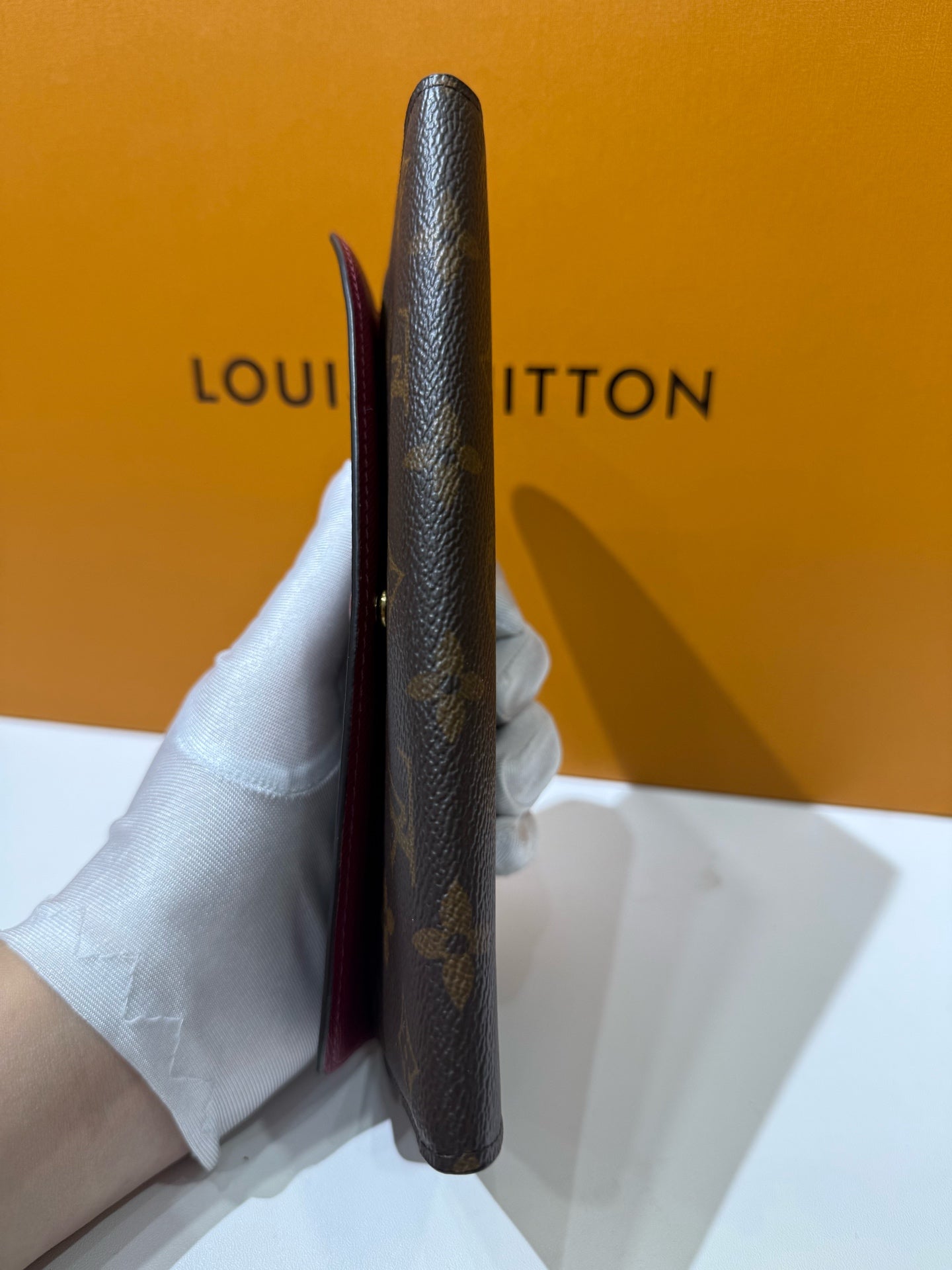 Louis Vuitton - Émilie Wallet - Monogram coated canvas with leather lining - Brown - (Small)