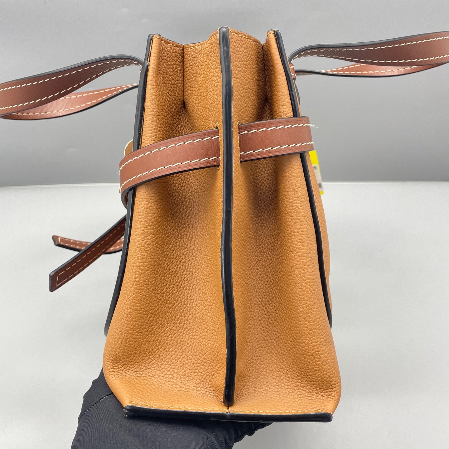 Loewe - Gate Top Handle Bag - Grained leather - Caramel - (medium)