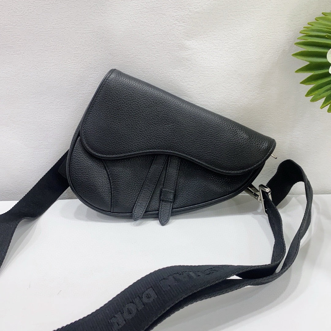Dior - Saddle Belt Bag - Grained leather - Black - (mini)