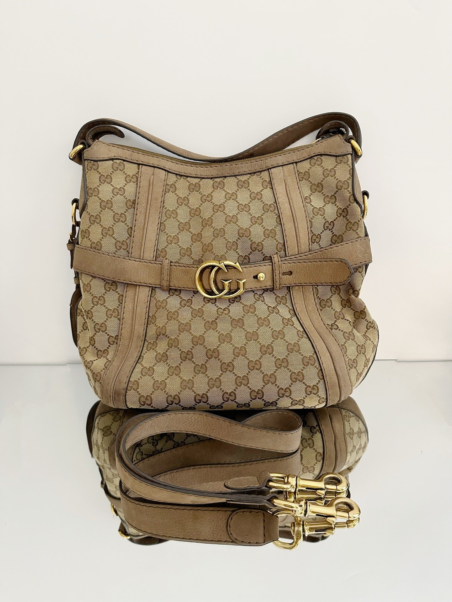Gucci - GG Monogram Canvas and Suede Shoulder Tote Bag - GG Monogram Canvas and Suede Leather - Beige and Brown with Gold-Tone Hardware - (Large)