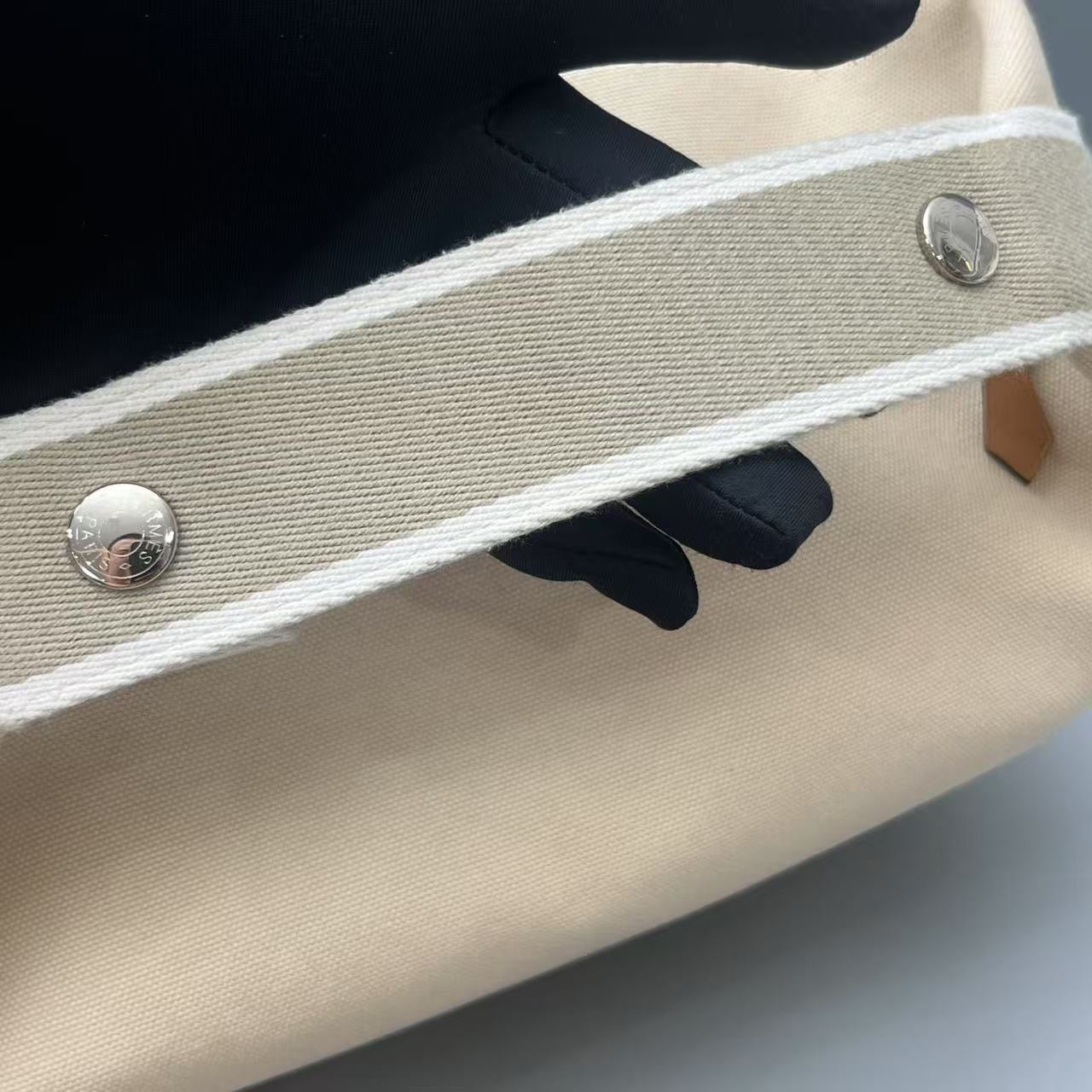 Hermès - Color-block Canvas Lunchbox Pouch - Canvas with Leather trim - Beige - (mini)