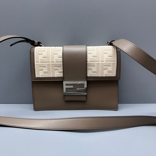 Fendi - Baguette Messenger Bag - Leather and Canvas - Taupe and Beige - (small)