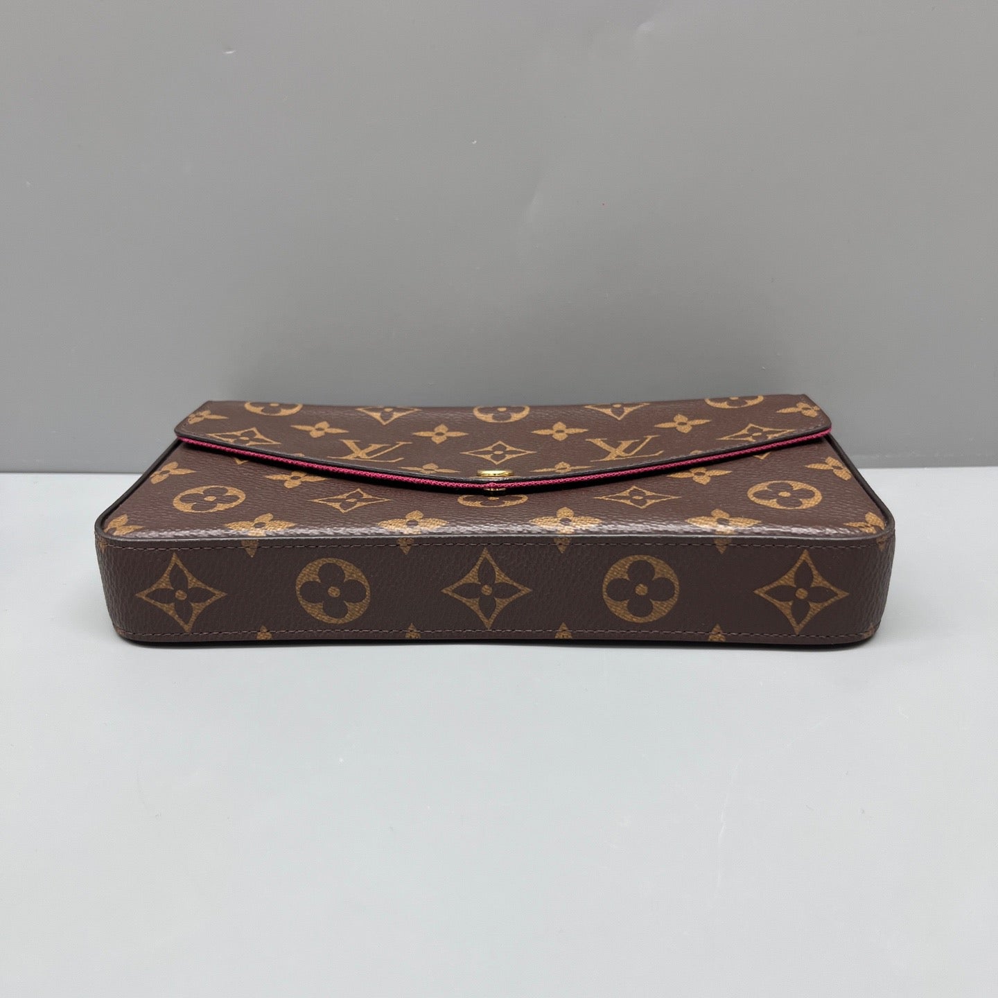 Louis Vuitton - Pochette Félicie - Monogram coated canvas with grained leather trim - Brown - (mini)