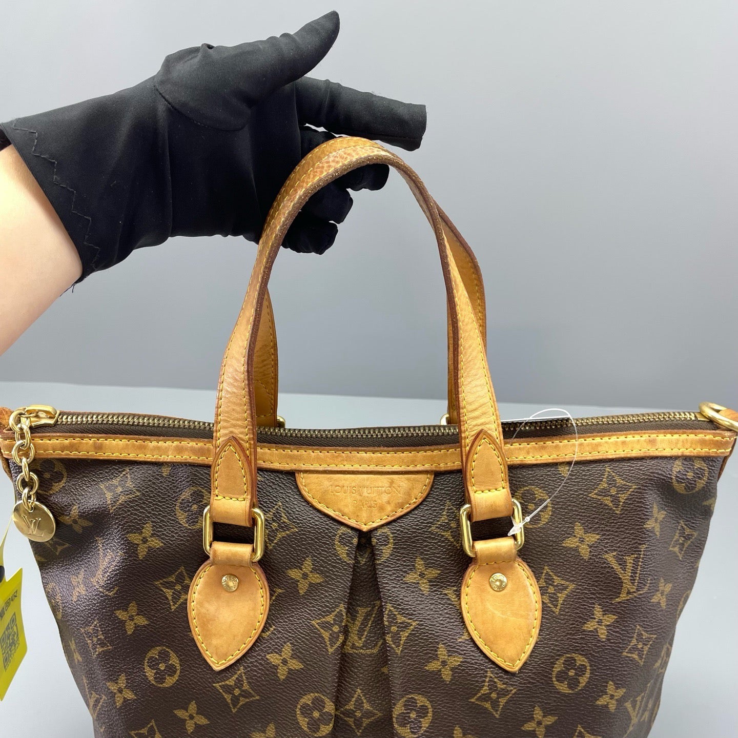 Louis Vuitton - Palermo PM - Monogram canvas with natural cowhide leather trim - Brown - (Small)