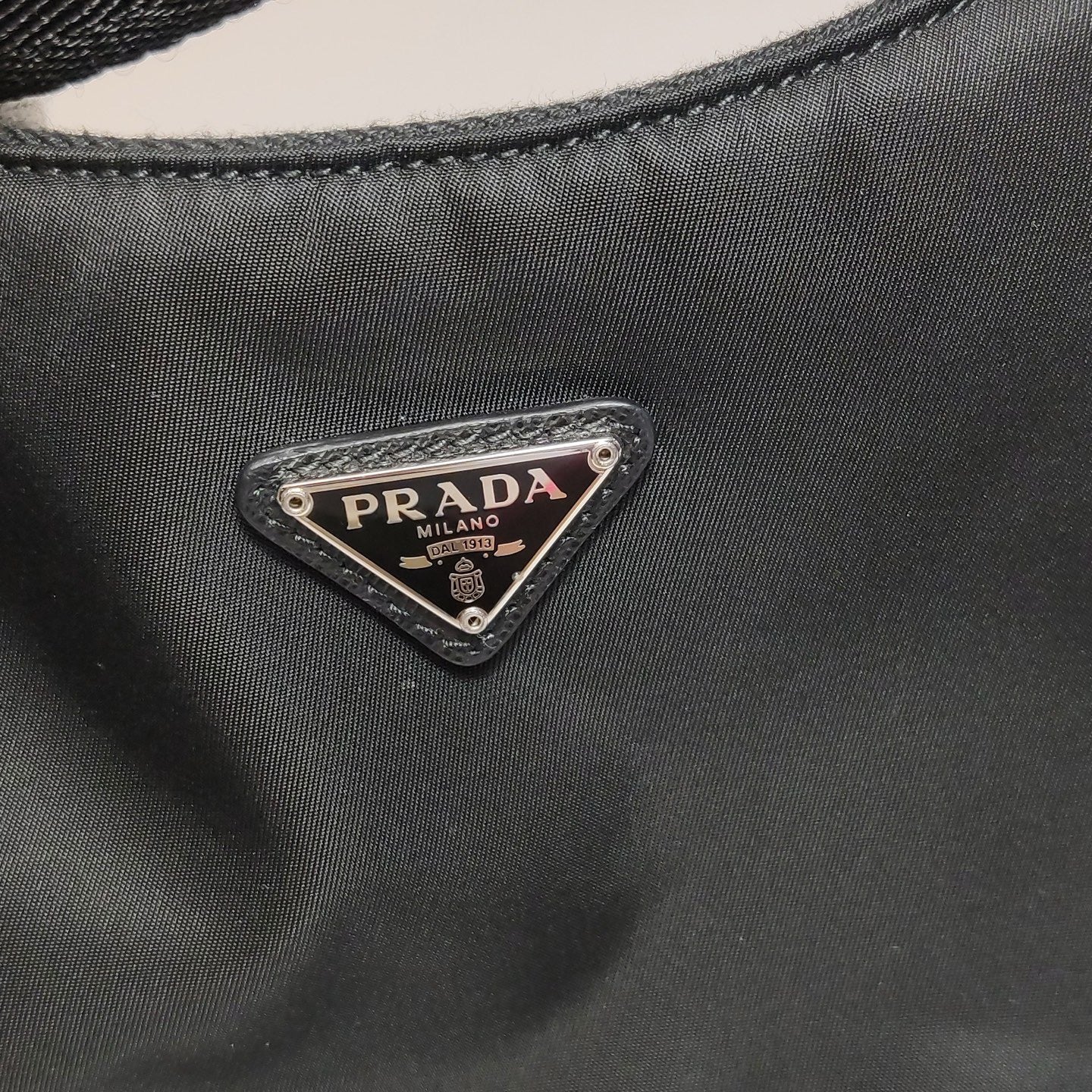 Prada - Re-Edition 2000 Mini Hobo - Polyamide - Black - (mini)