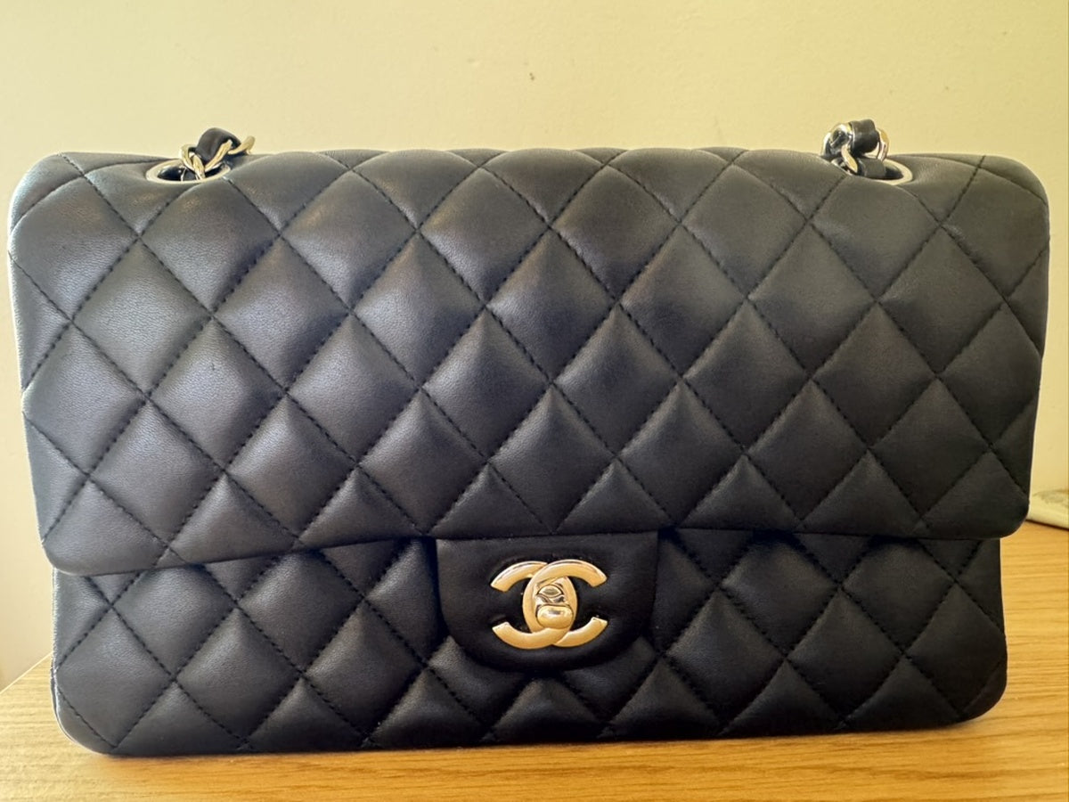 Chanel - Classic Flap Medium/Large - Lambskin leather - Black - (medium)