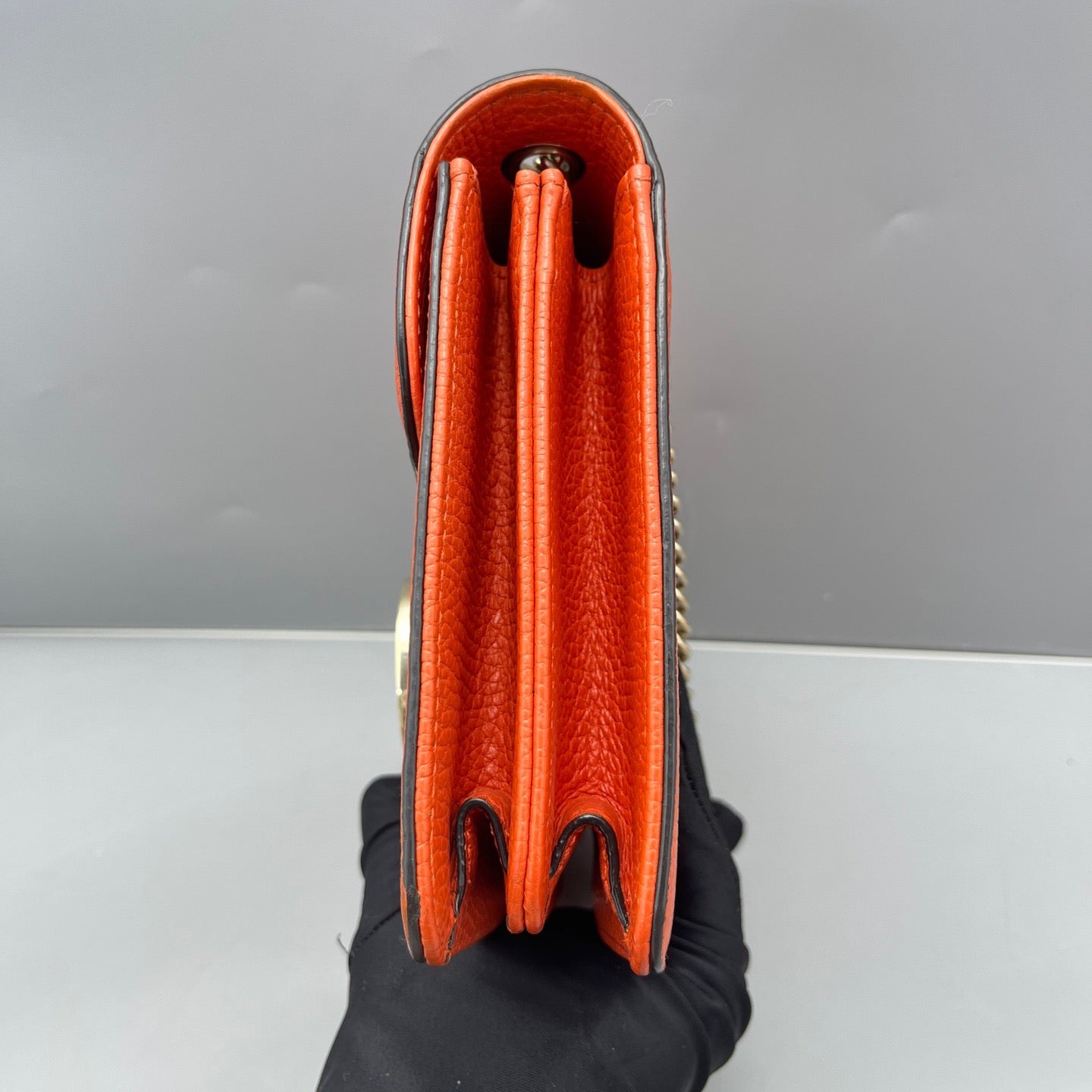Gucci - Interlocking G Accordion Flap Bag - Grained leather - Orange - (Small)