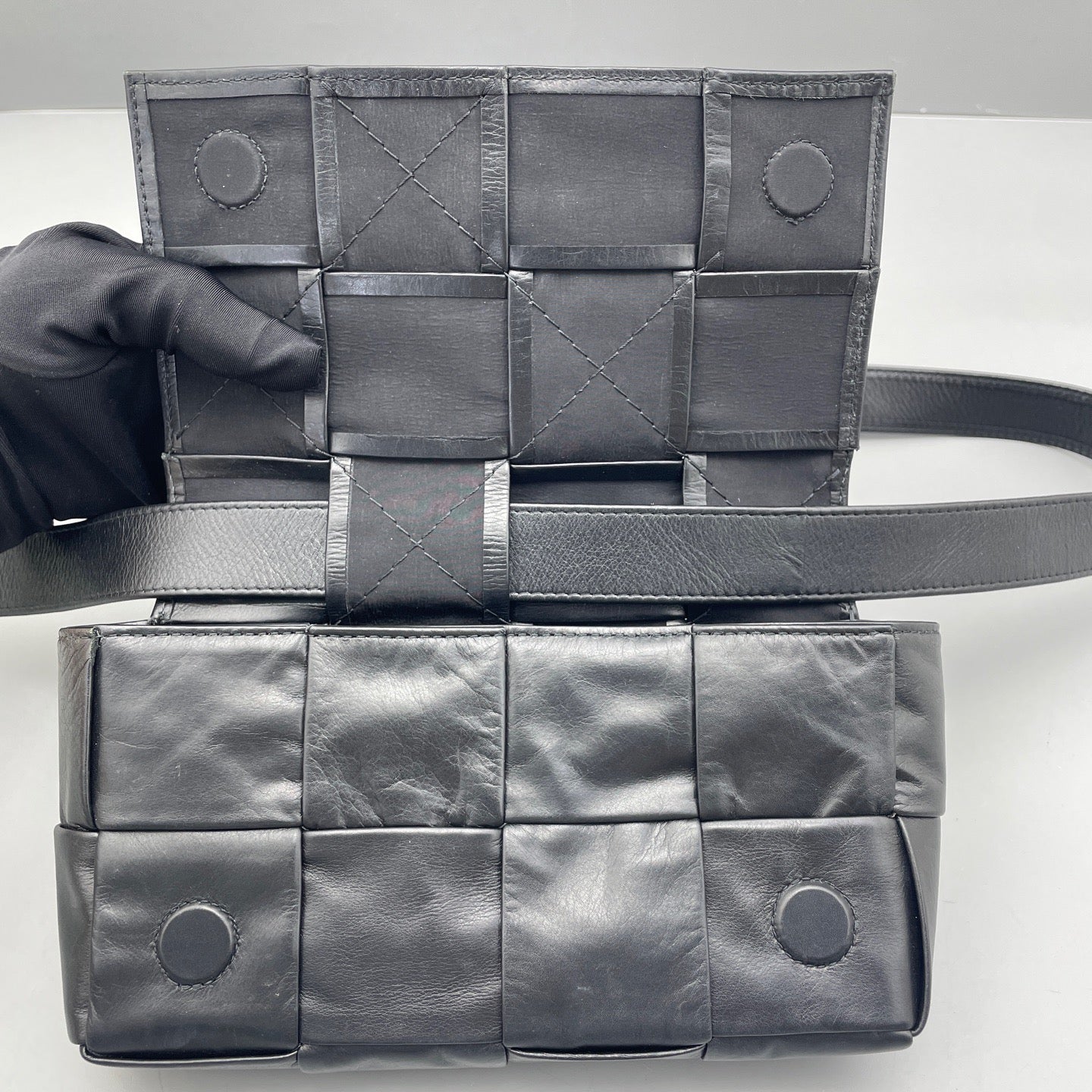 Bottega Veneta - Cassette - Leather - Black - (mini)