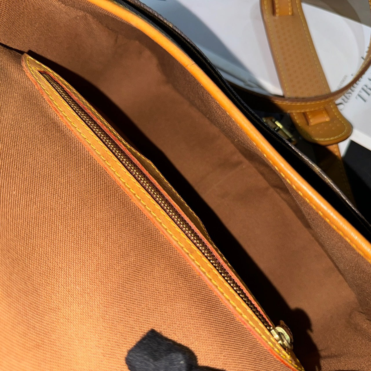 Louis Vuitton - Monogram Flap Shoulder Bag - Coated canvas, Vachetta leather - Brown - (medium)