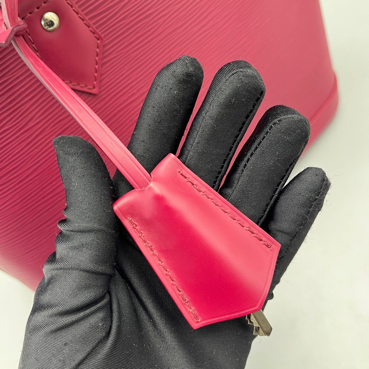 Louis Vuitton - Alma PM - Epi Leather - Burgundy - (Medium)