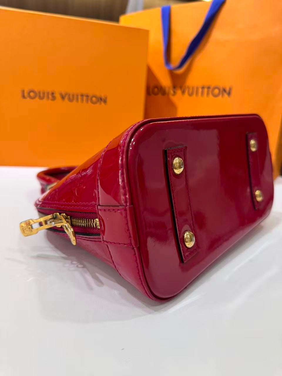 Louis Vuitton - Alma BB - Patent leather - Red - (mini)