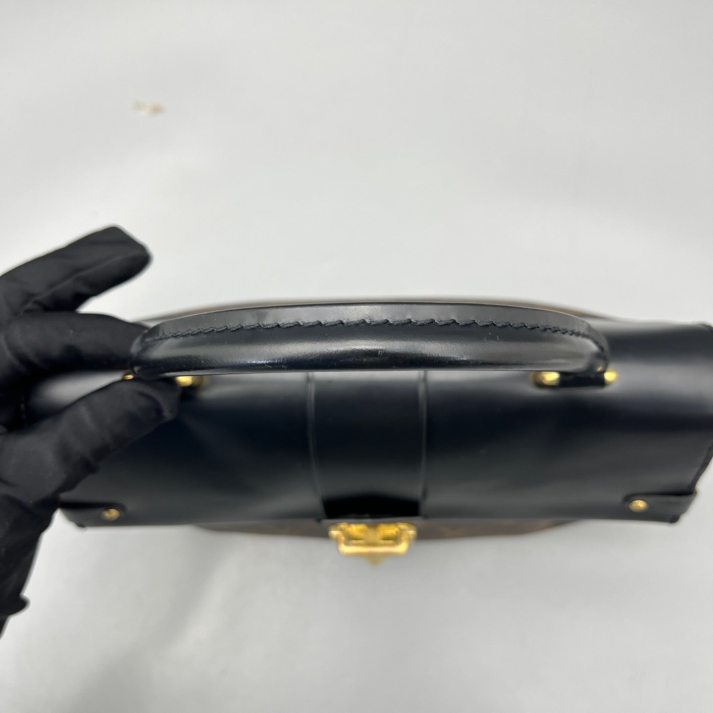 Louis Vuitton - One Handle Flap Bag - Monogram coated canvas and leather - Multicolour - (Medium)