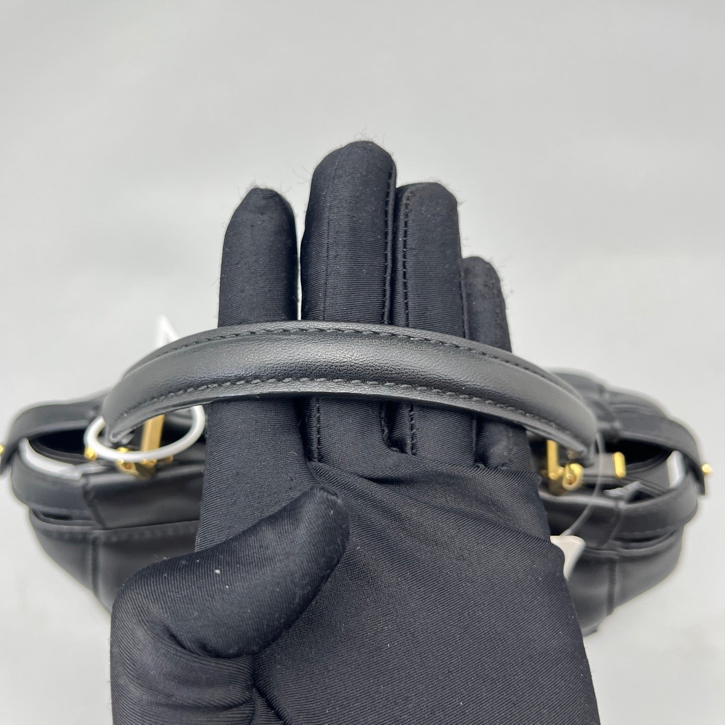 Fendi - Peekaboo Small - Leather - Black - (Small)