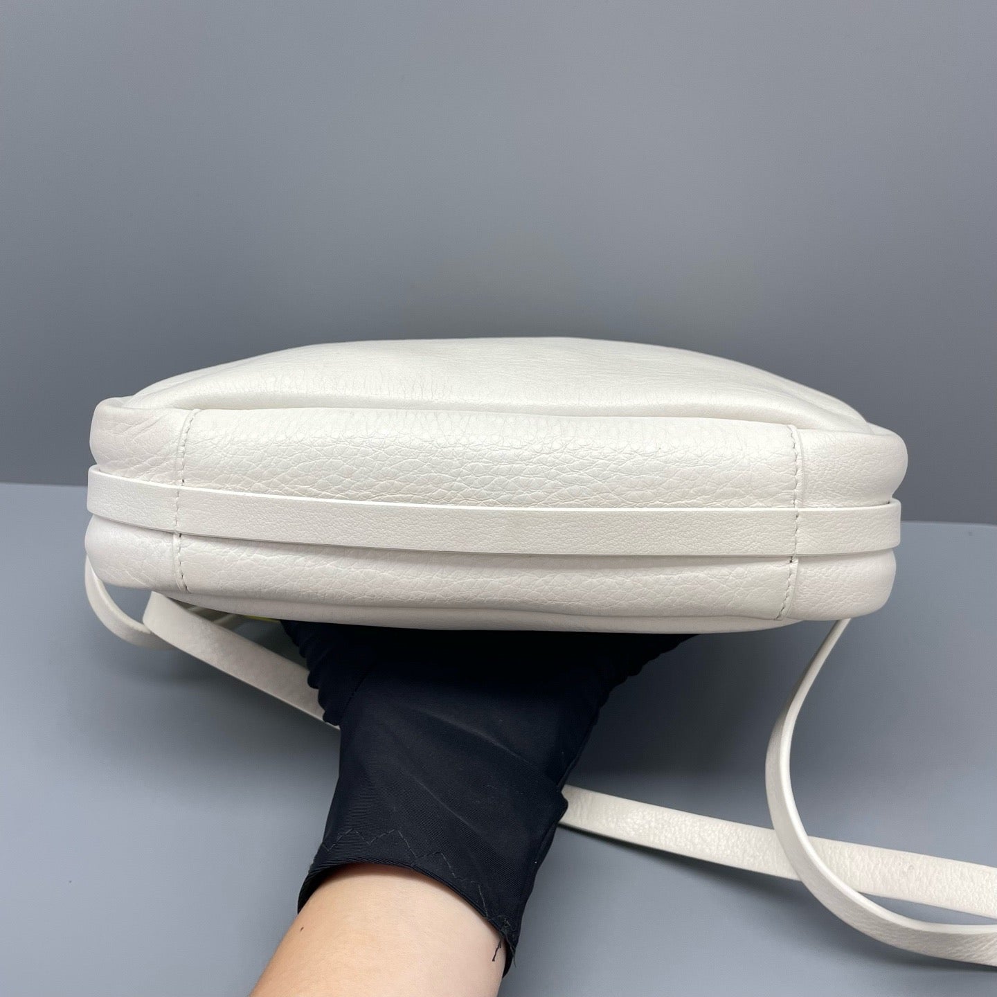Balenciaga - Everyday Camera Bag - Grained calfskin leather - White - (Small)