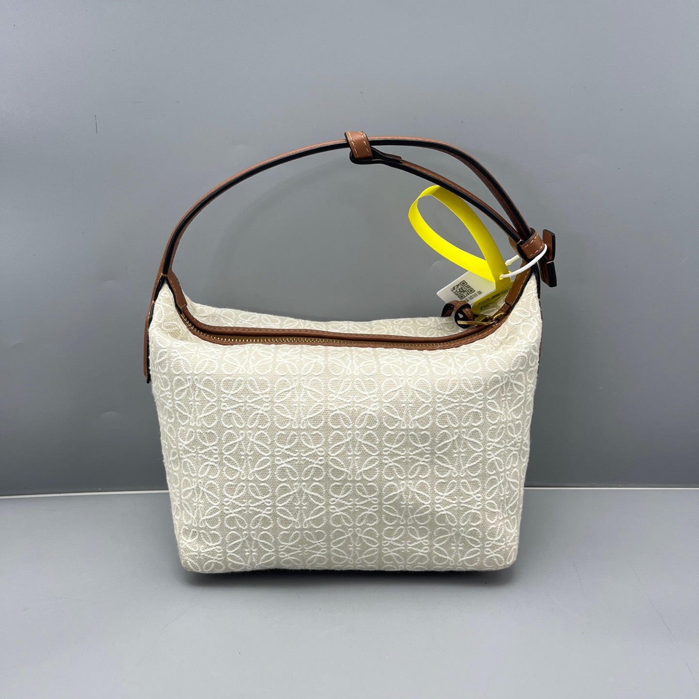 Loewe - Anagram Lunchbox Bag - Canvas and Leather - Beige - (mini)