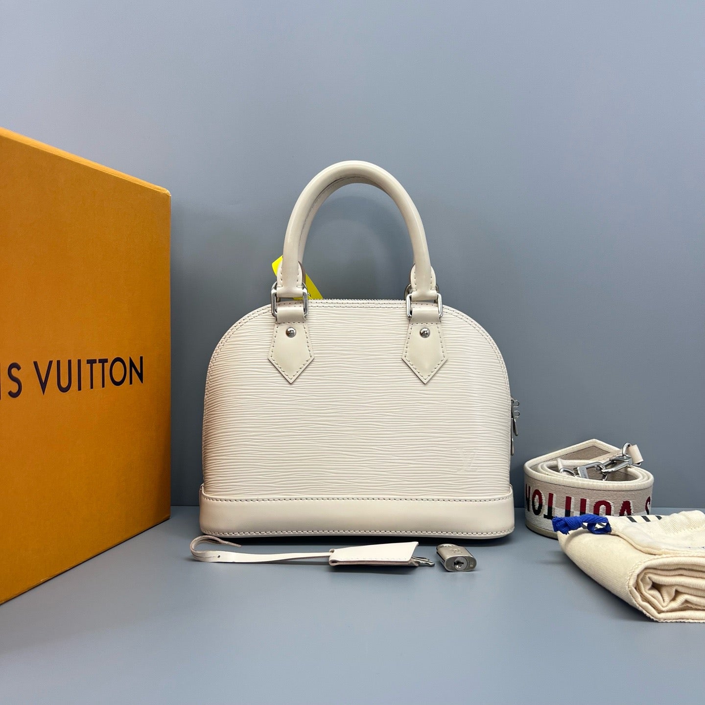 Louis Vuitton - Alma BB - Epi leather - White - (mini)