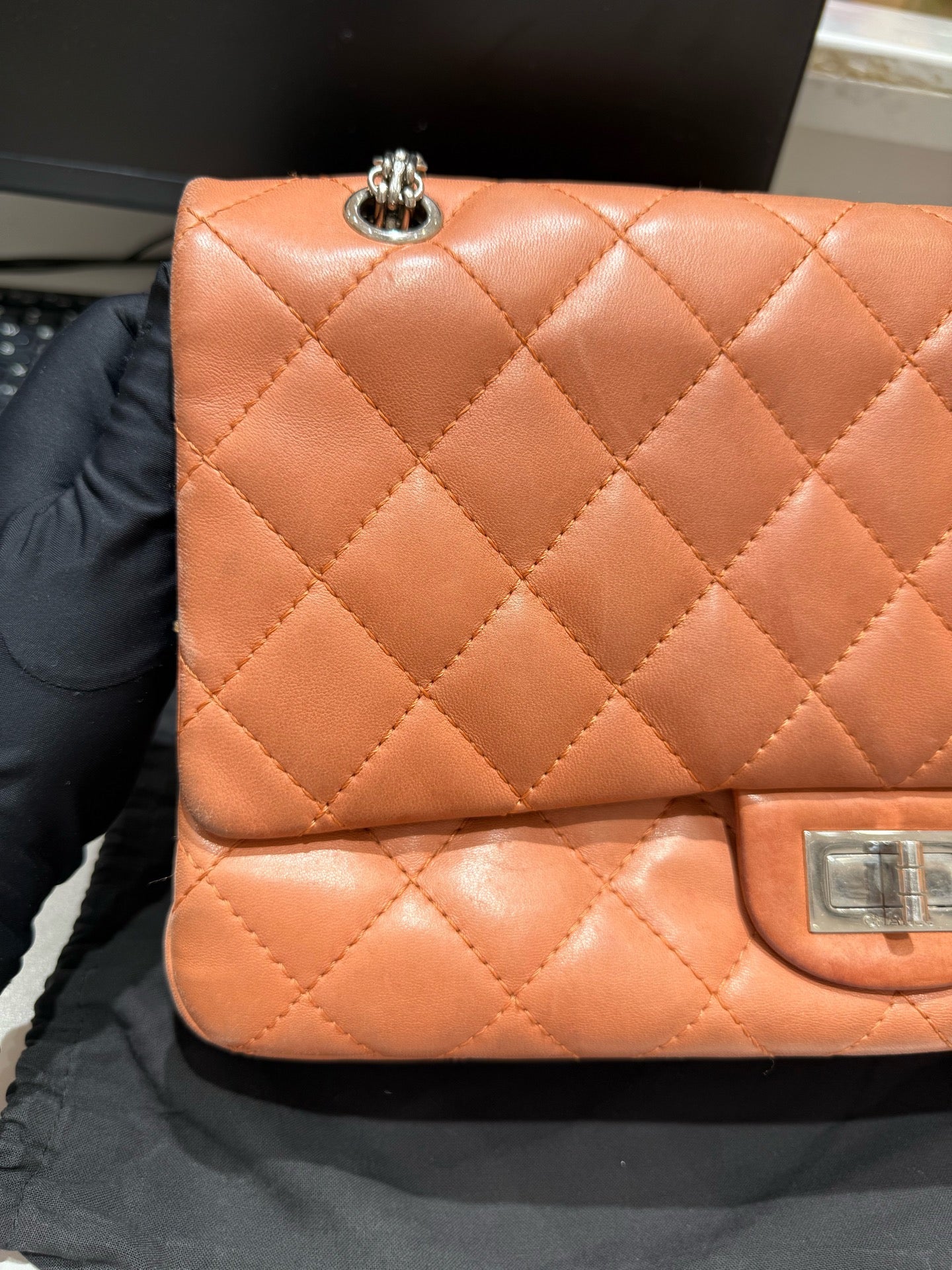 Chanel - 2.55 Reissue Flap Bag - Aged calfskin leather - Pink - (Large)