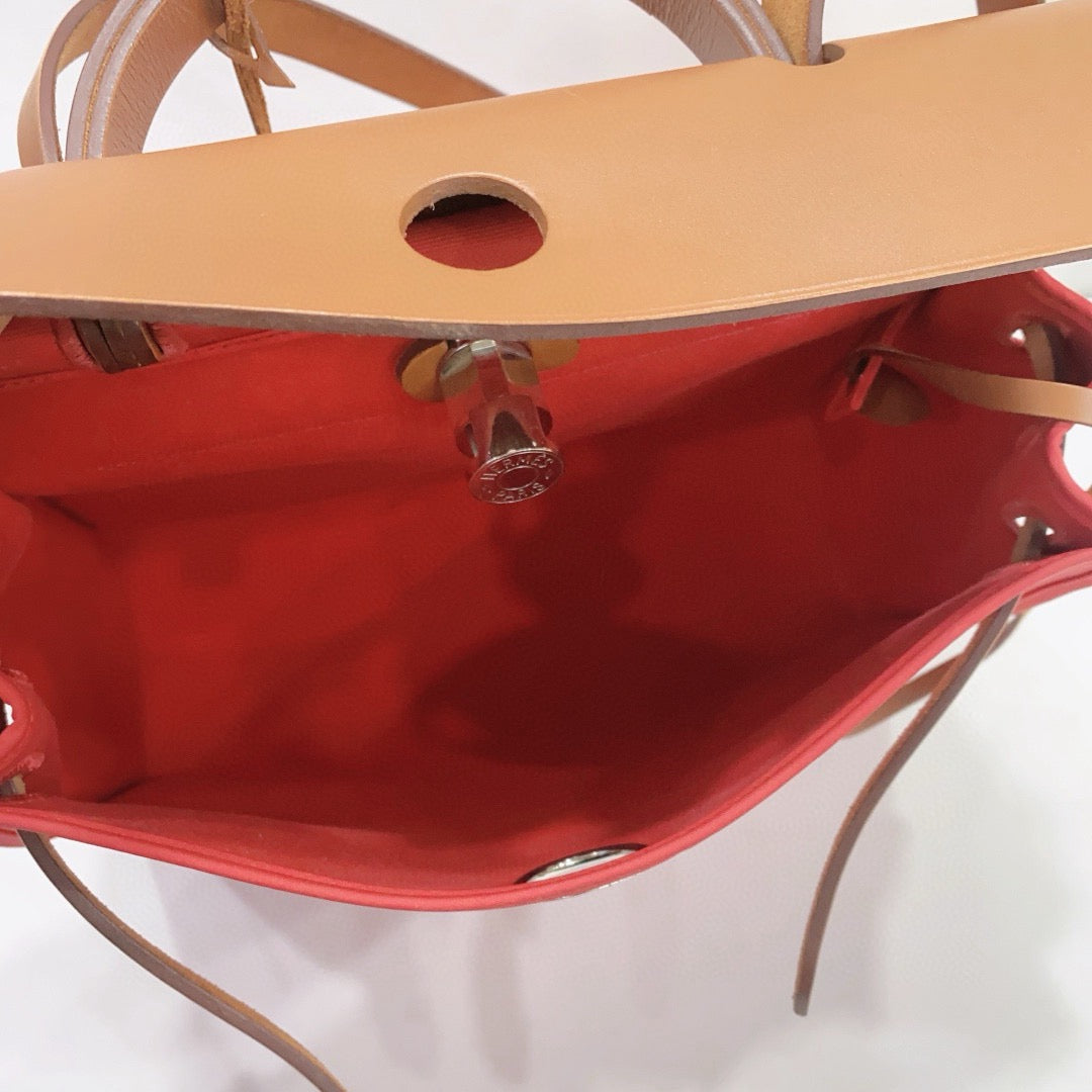 Hermès - Herbag Zip 31 - Toile H canvas with Vache Hunter leather - Red with Natural Barenia Leather - (Medium)