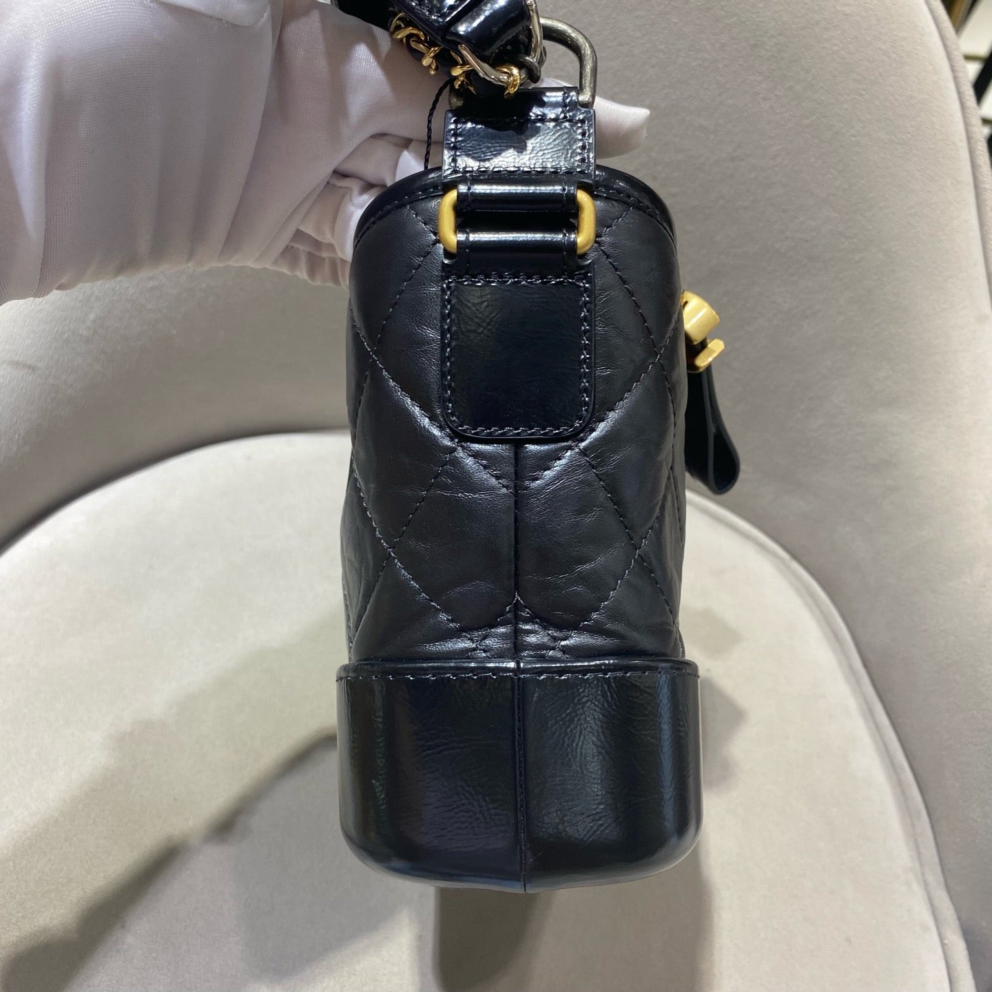Chanel - Gabrielle Hobo Bag Small - Aged calfskin and smooth calfskin leather - Black - (small)