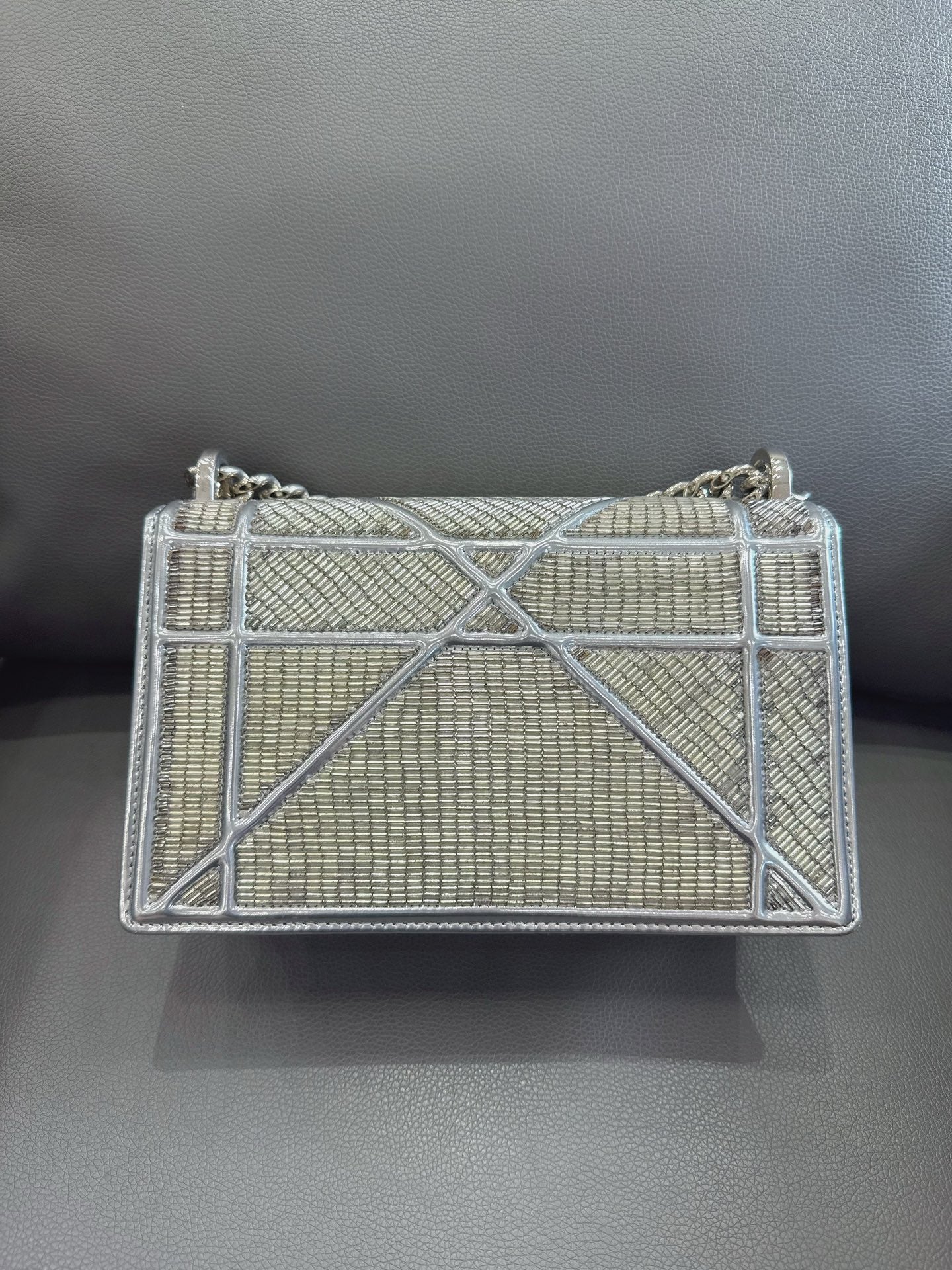 Dior - Diorama Silver Beaded Limited Edition Shield Bag - Metallic leather and micro-beads - Silver - (mini)