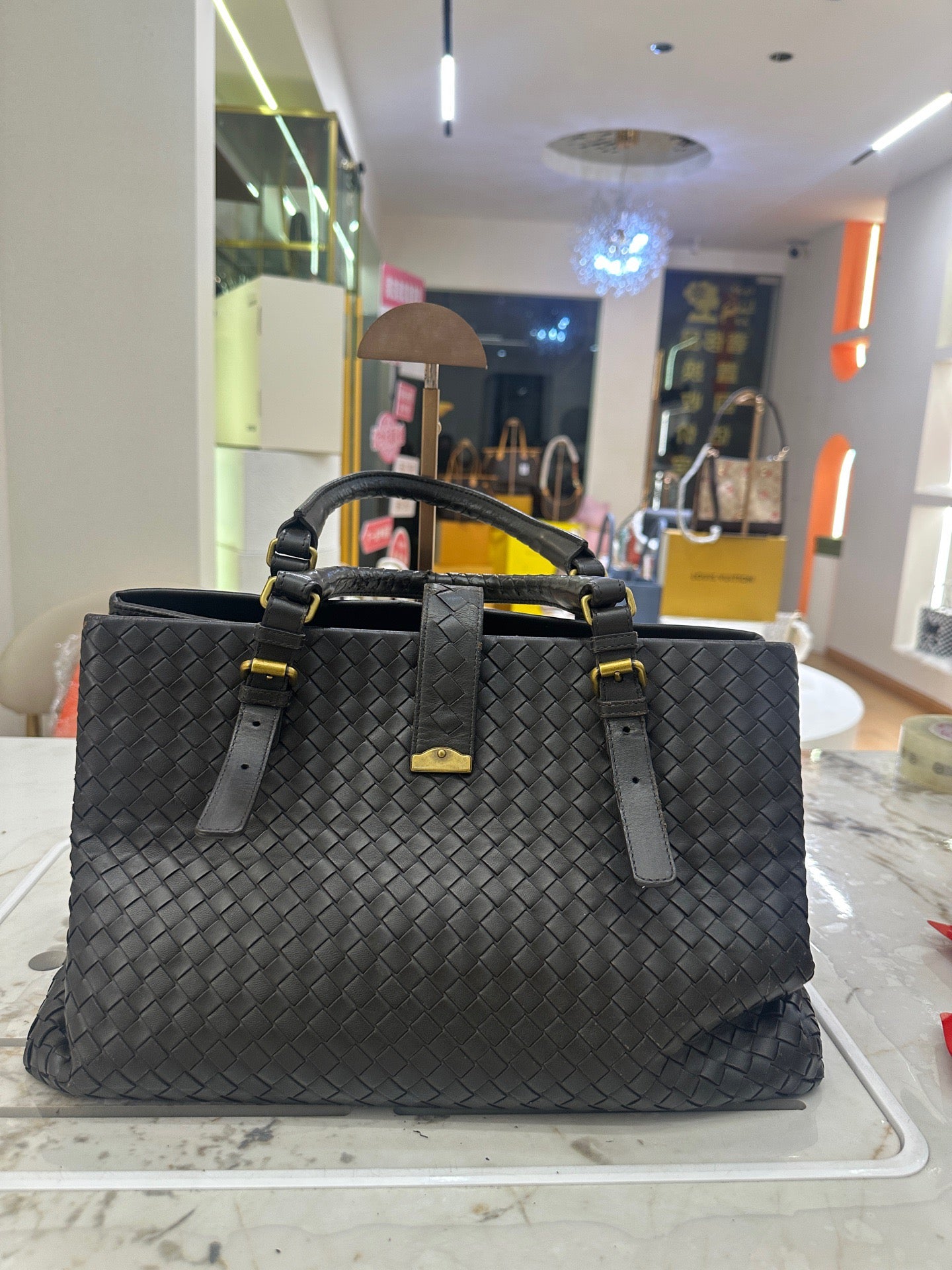 Bottega Veneta - Roma Bag - Leather - Black - (Large)