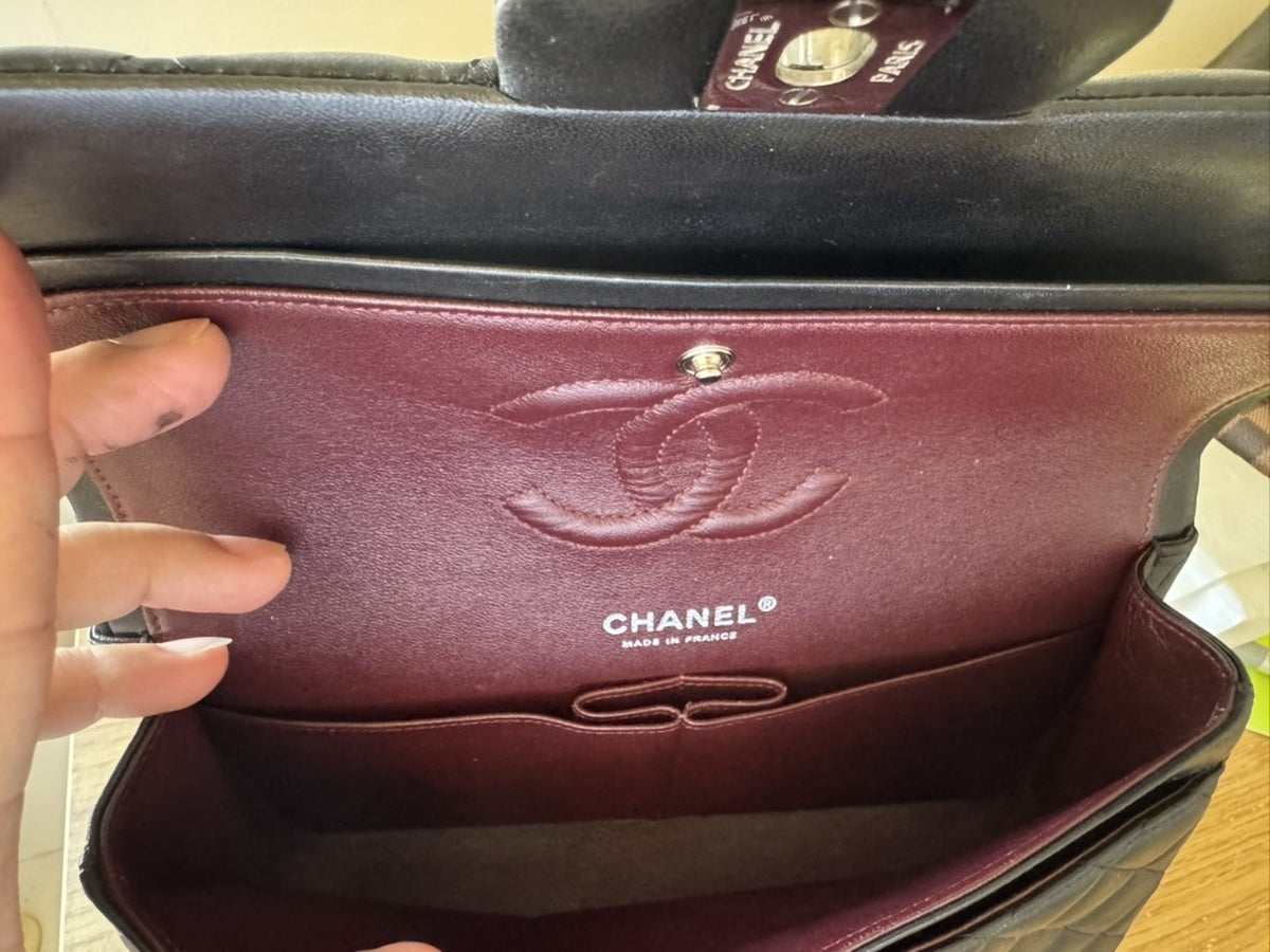 Chanel - Classic Flap Medium/Large - Lambskin leather - Black - (medium)